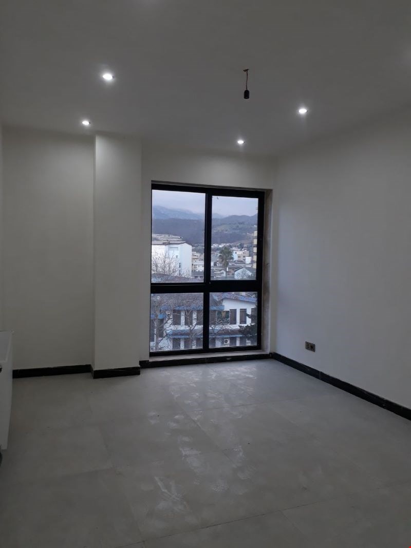 آپارتمان تجاری اداری در چالوس