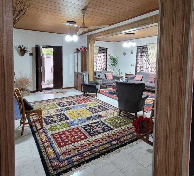 خانه قدیمی حیاط دار